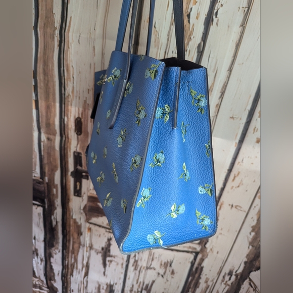 Coach Charlie Carry all and wallet set - Picture 12 of 16